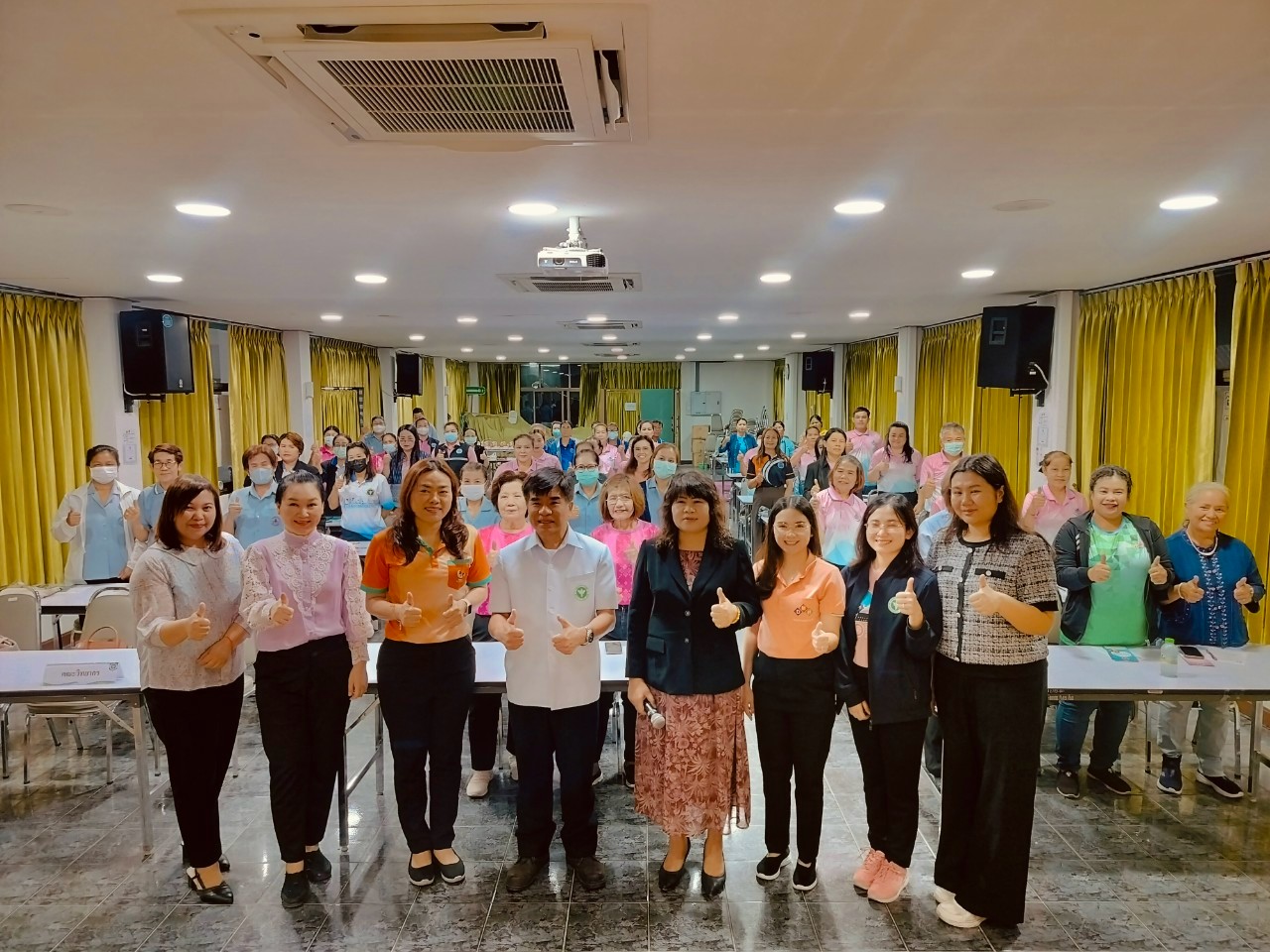ศูนย์สุขภาพจิตที่ 10 พัฒนาศักยภาพผู้ดูแลผู้สูงอายุ อำเภอเมืองยโสธร จังหวัดยโสธร ในการส่งเสริมสุขภาพจิตและป้องกันปัญหาสุขภาพจิต