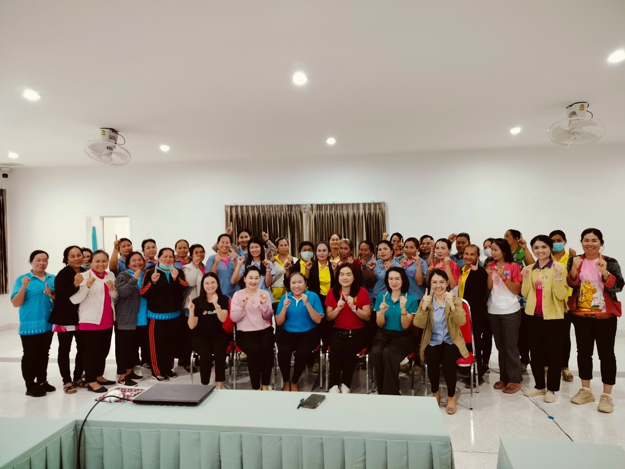ศูนย์สุขภาพจิตที่ 10 พัฒนาศักยภาพผู้ดูแลผู้สูงอายุ อำเภอสำโรง จังหวัดอุบลราชธานี ในการส่งเสริมสุขภาพจิตและป้องกันปัญหาสุขภาพจิต